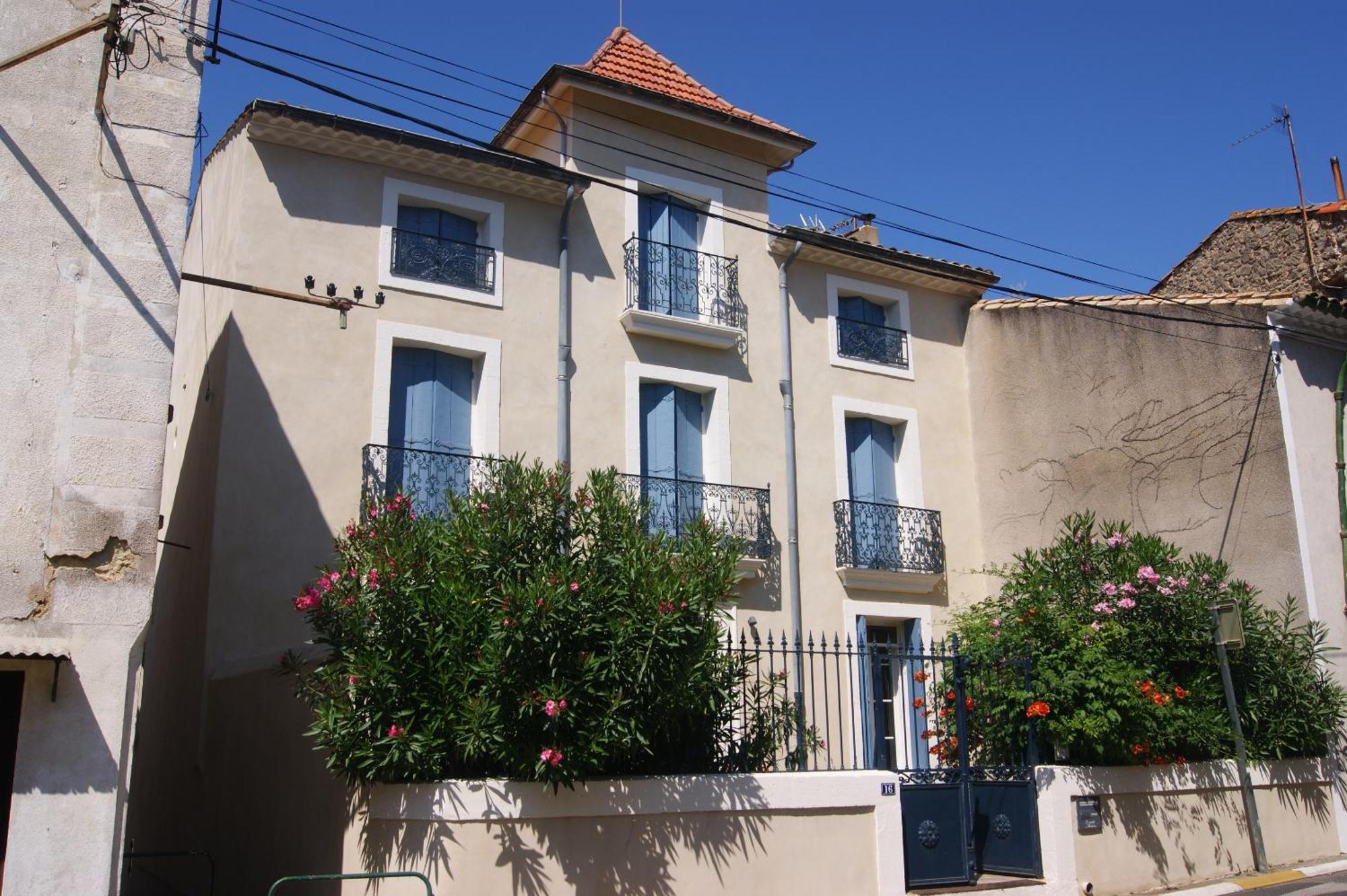 Bed and Breakfast Le Petit Moliere Servian Экстерьер фото